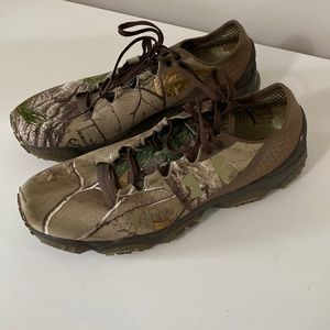 Men’s Size 11.5 Camo Under Armor Hunting Shoes